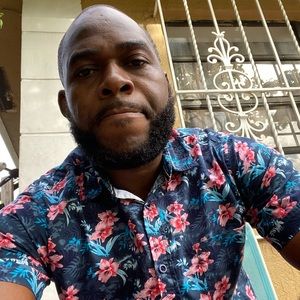 Meet your Posher, Robby